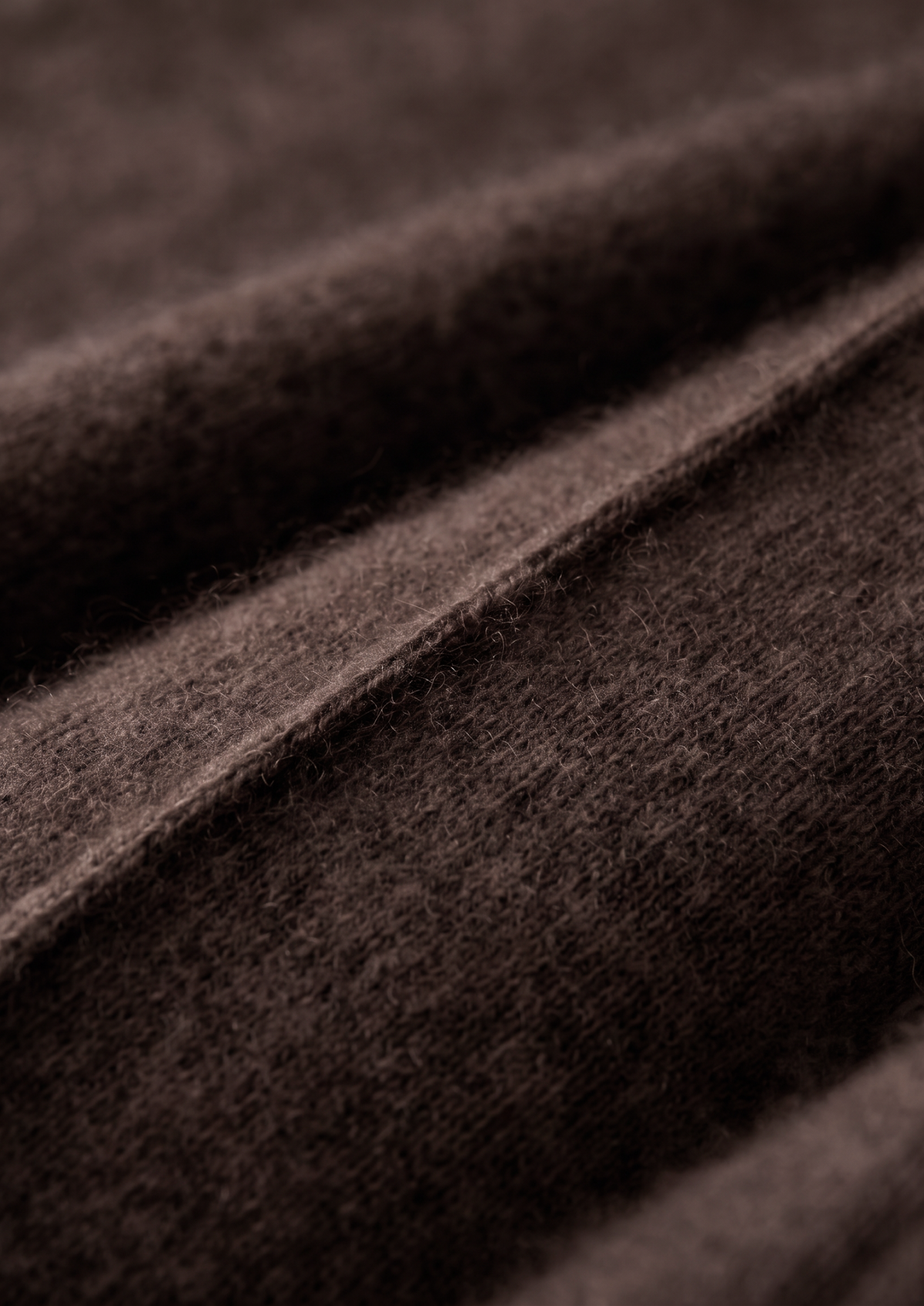 Pure Extra-Fine Merino Wool Dark Brown Luzzo Set | Apuro