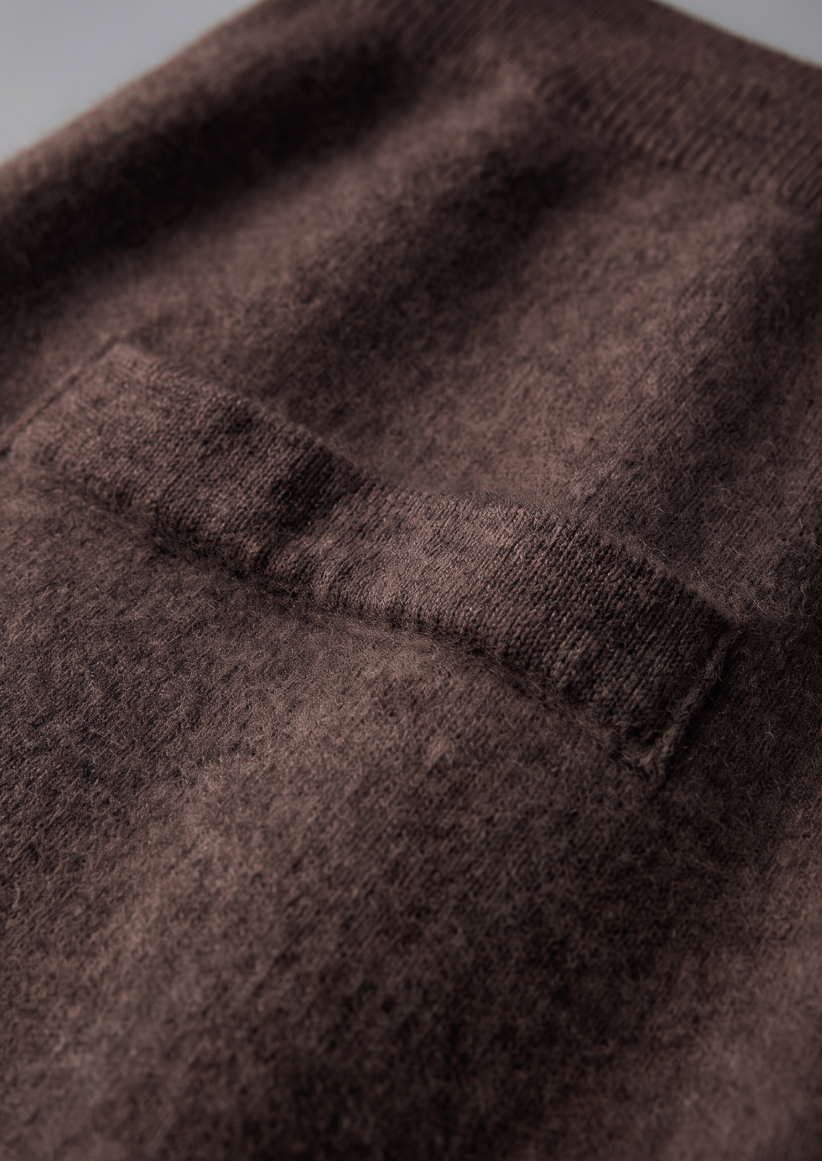 Pure Extra-Fine Merino Wool Dark Brown Luzzo Set | Apuro