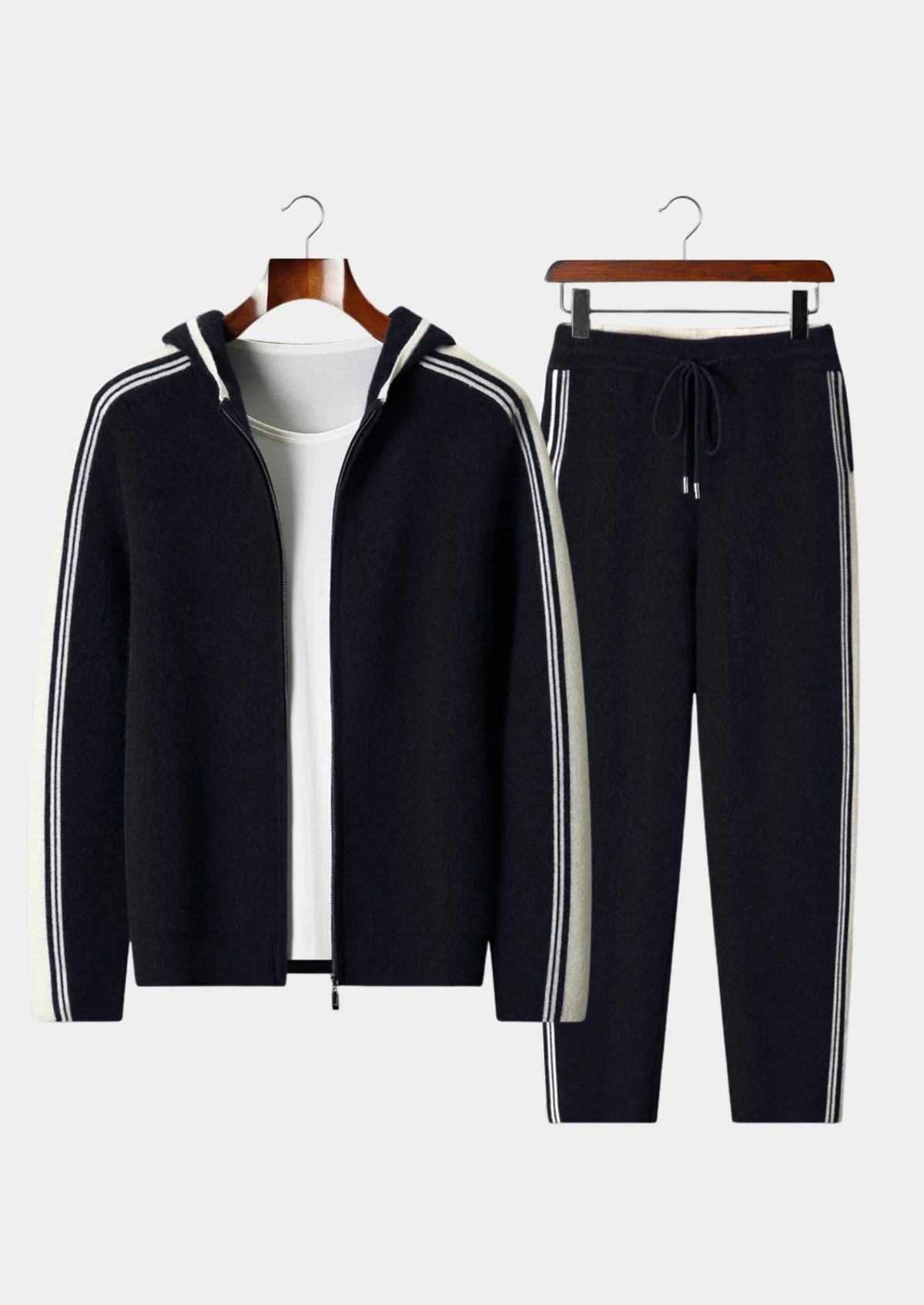 Pure Extra-Fine Merino Wool Black Damien Set | Apuro